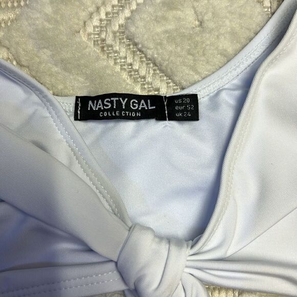 NASTY GAL - Recycled Knot Your Beach Plus Size Bikini Set - Picture 4 of 5